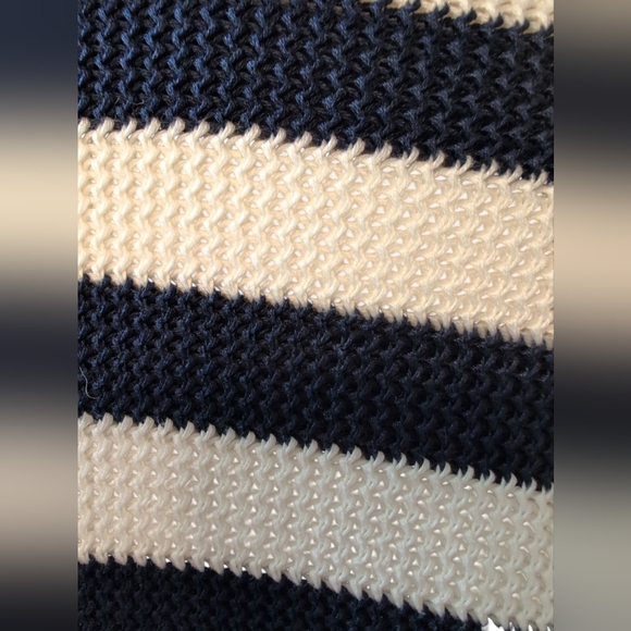 Salvatore Ferragamo Navy and White Sweater Striped Cardigan Beautiful Clean Lg - Picture 6 of 15